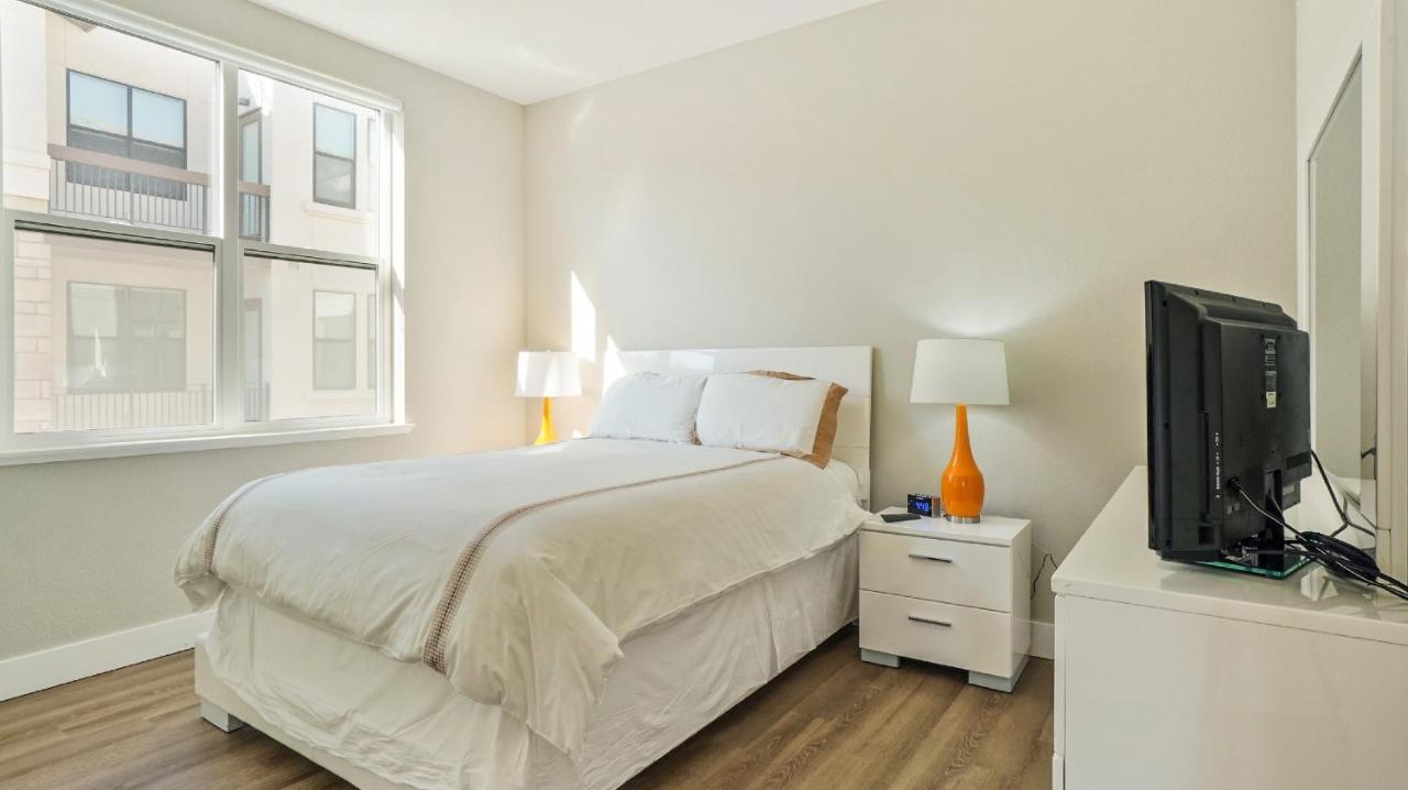 Global Luxury Suites In The Heart Of San Carlos Pokoj fotografie