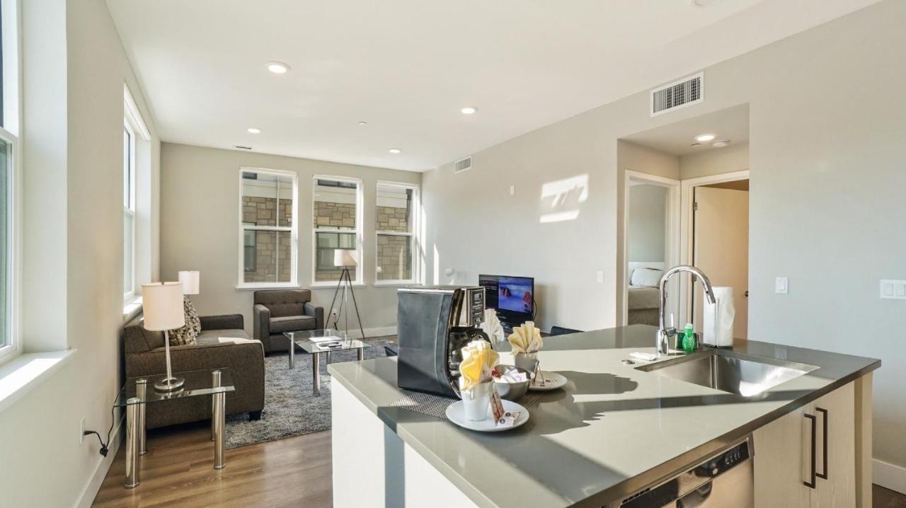 Global Luxury Suites In The Heart Of San Carlos Pokoj fotografie
