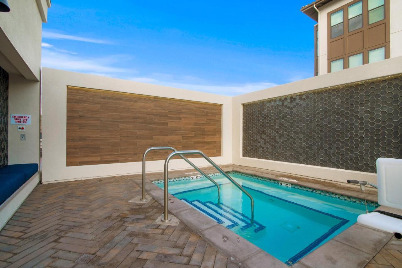 Global Luxury Suites In The Heart Of San Carlos Exteriér fotografie